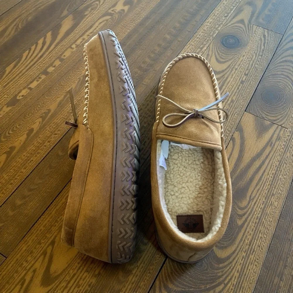 New in Box Dockers Men's All Weather Tan Slippers Other Sizes Available